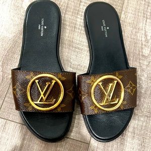 Louis Vuitton flat mule